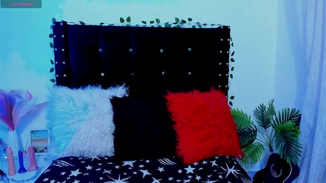 Cooperrosscute233 online show from November 2025 10:13:02 PM