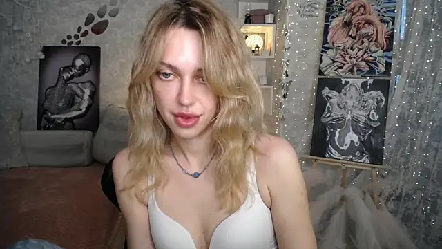 NickyAdamidi online show from June 2026 04:15:02 PM
