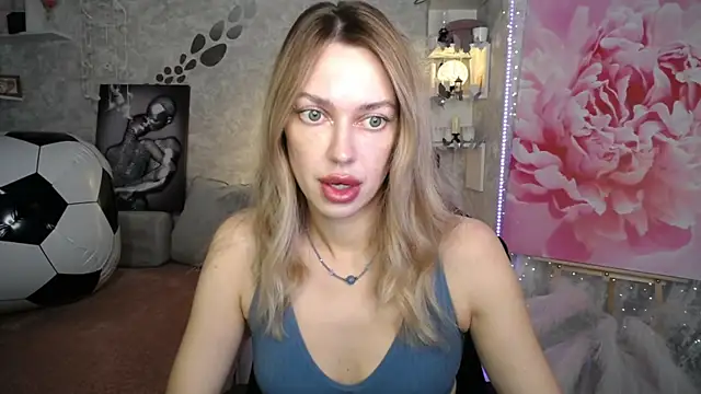 NickyAdamidi online show from July 2026 04:14:02 PM