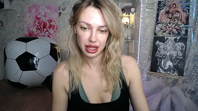 NickyAdamidi online show from June 2026 04:17:02 PM