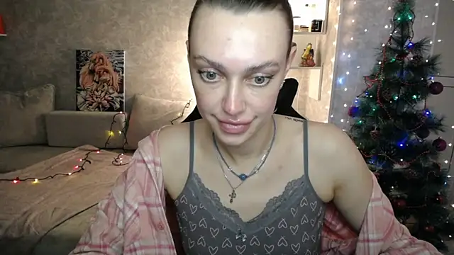 NickyAdamidi online show from December 2025 05:28:01 PM