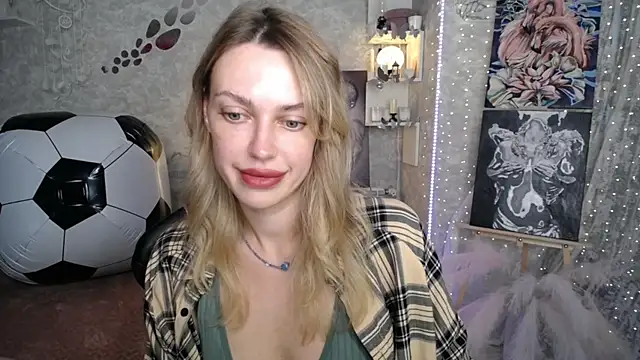 NickyAdamidi online show from June 2026 04:23:01 PM