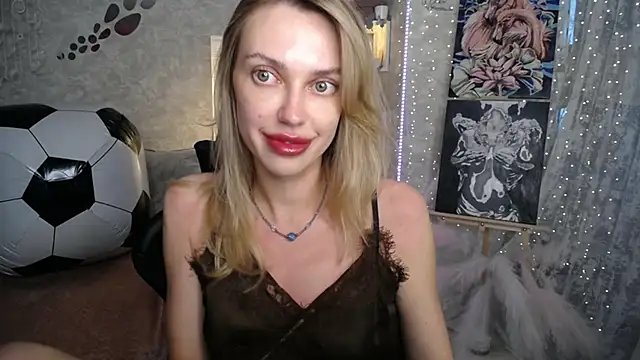 NickyAdamidi online show from June 2026 04:18:02 PM