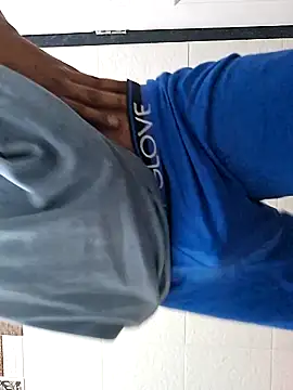 puuuhi online show from January 2026 07:18:02 PM