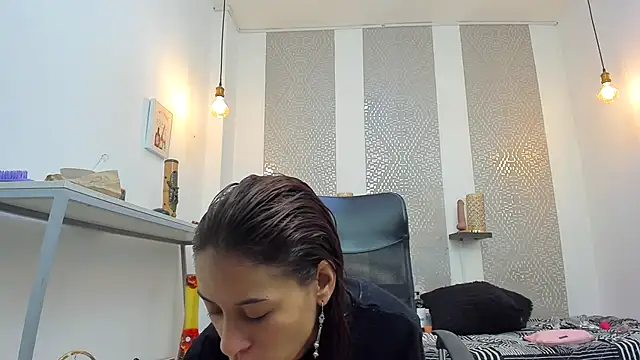 HannaHot 69 online show from October 2025 12:19:02 PM