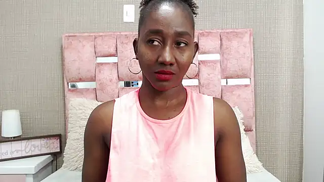 NahomyHawk online show from March 2026 11:47:01 AM