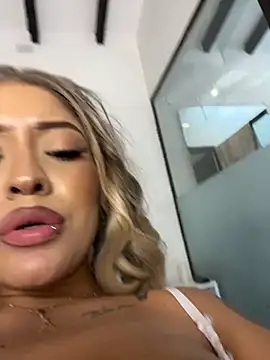 MystiqueXXX online show from February 2026 03:34:02 PM