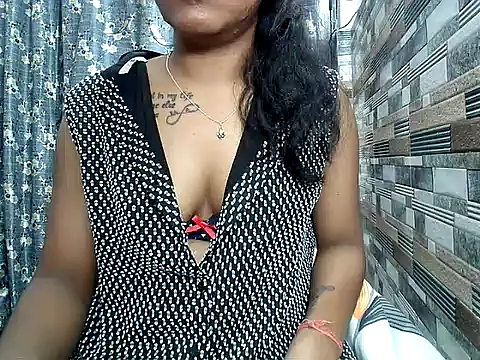 HOT AARVI11 online show from November 2025 05:38:02 PM