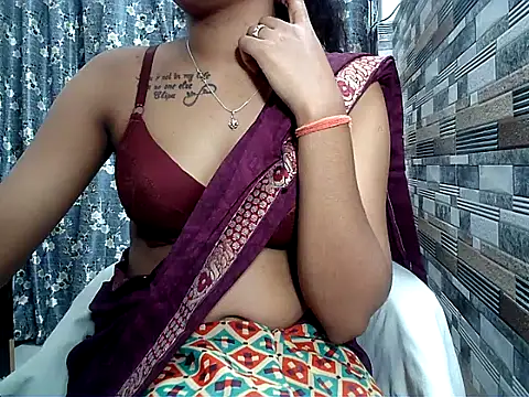 HOT AARVI11 online show from November 2025 03:37:01 PM