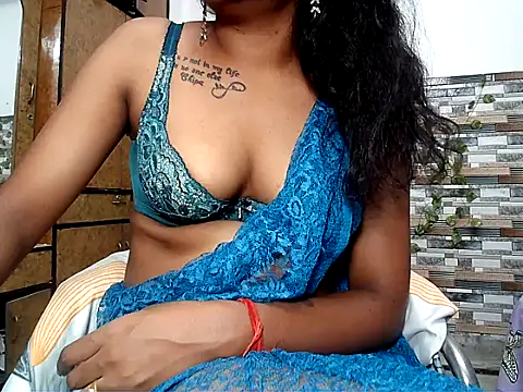 HOT AARVI11 online show from October 2025 05:47:02 PM