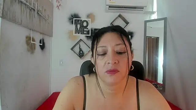 tatiana sofiaa online show from October 2025 01:23:02 PM