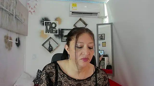 tatiana sofiaa online show from September 2025 01:18:02 PM