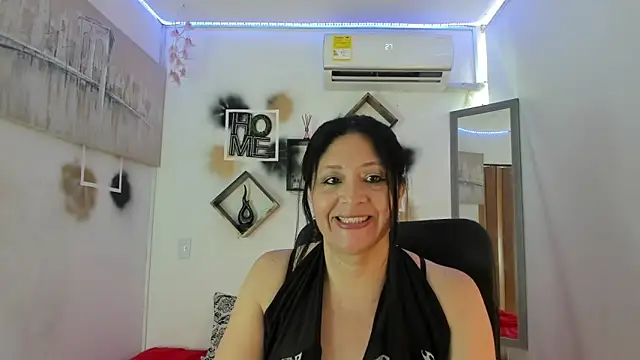 tatiana sofiaa online show from October 2025 01:33:02 PM