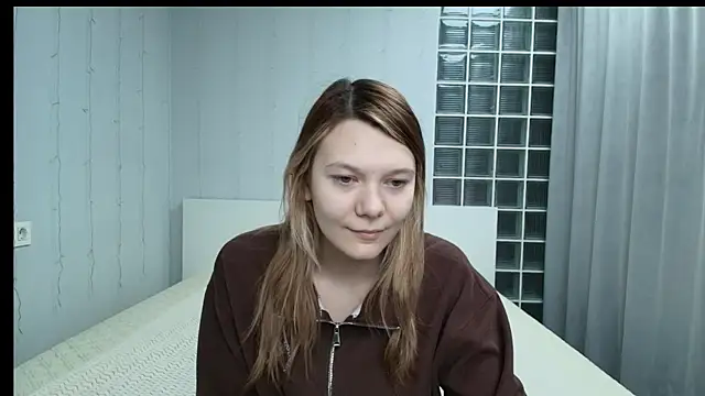 Sunny Sammy online show from March 2026 01:18:02 AM