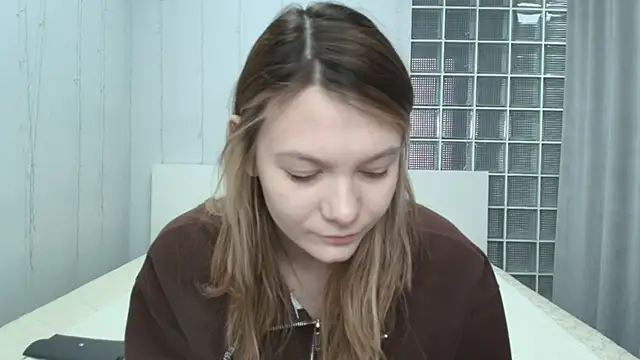 Sunny Sammy online show from April 2026 01:13:02 AM