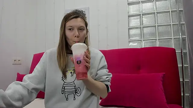 Sunny Sammy online show from April 2026 04:47:02 AM