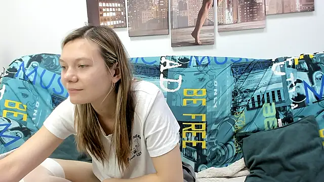 Sunny Sammy online show from September 2025 01:24:02 AM