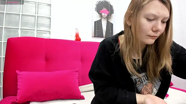 Sunny Sammy online show from April 2026 04:07:02 AM