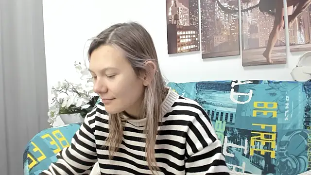 Sunny Sammy online show from September 2025 01:12:01 AM