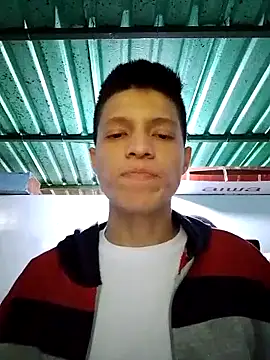 elinnki online show from November 2025 06:52:01 PM