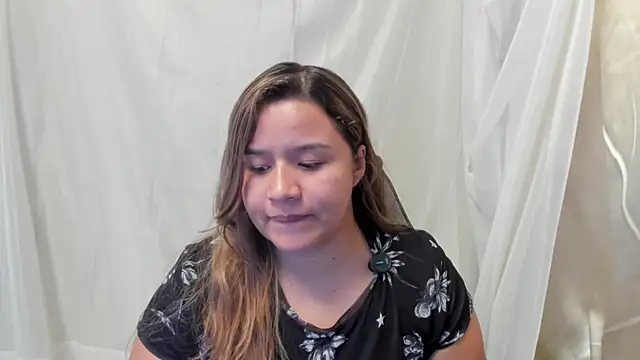 Snapshot of ElaBourn_ chatting on March 2026 02:51:01 PM ElaBourn online show from March 2026 02:51:01 PM
