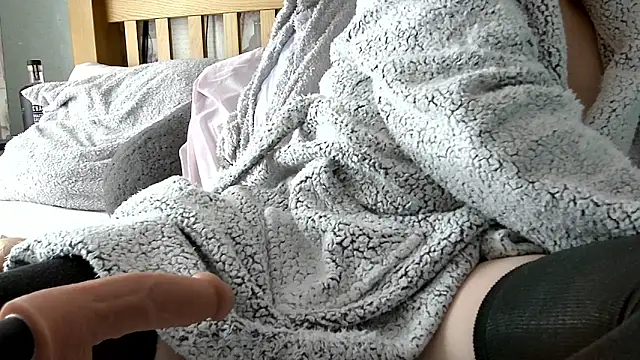 Piper-Lixx online show from January 2026 10:44:01 AM