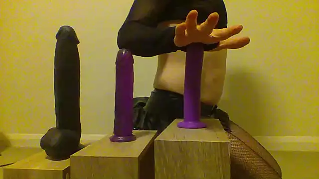unforgettable dirty slut online show from April 2026 08:15:01 PM