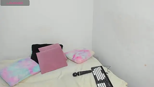 Brandy brown  online show from December 2025 12:22:01 AM