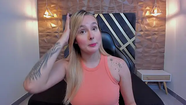 Emmaa white  online show from January 2026 05:19:02 PM