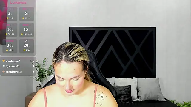 Emmaa white  online show from July 2026 05:32:02 PM