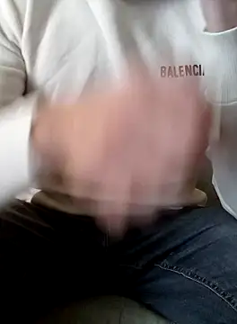 hotmen83 online show from January 2026 12:52:02 PM