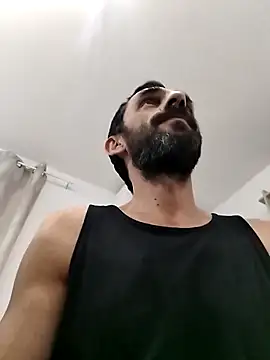 hotmen83 online show from October 2025 11:38:01 PM