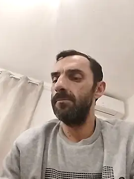 hotmen83 online show from October 2025 09:03:01 PM