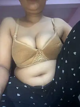Snapshot of mona_15 chatting on October 2025 09:26:01 PM mona 15 online show from October 2025 09:26:01 PM