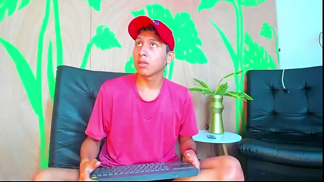 spicy adonhis online show from March 2026 01:11:01 PM