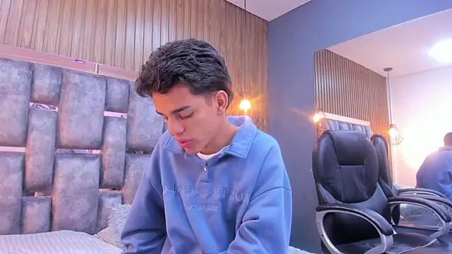 owen  johnson online show from April 2026 11:38:02 AM