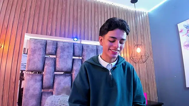 owen  johnson online show from November 2025 11:47:02 AM