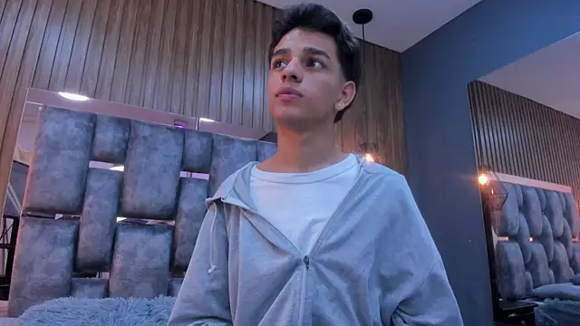 owen  johnson online show from April 2026 11:24:01 AM