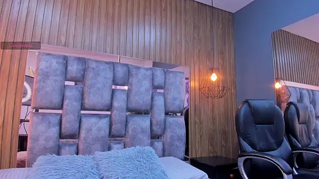 owen  johnson online show from April 2026 11:49:01 AM