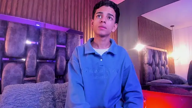 owen  johnson online show from February 2026 12:04:01 PM