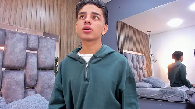 owen  johnson online show from February 2026 12:03:02 PM