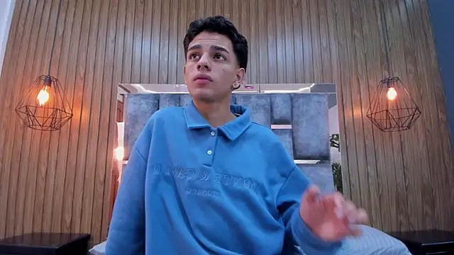 owen  johnson online show from December 2025 11:42:02 AM