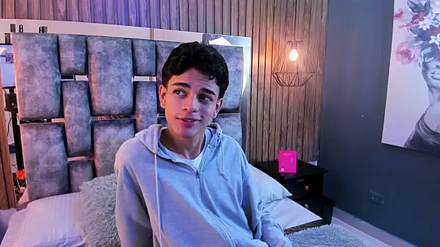 owen  johnson online show from November 2025 11:36:02 AM