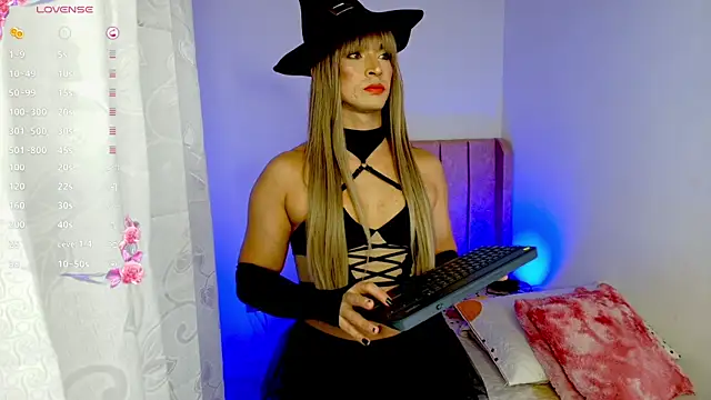 MaddySmithX online show from October 2025 03:16:01 AM