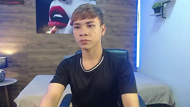 nathanclay online show from February 2026 03:37:02 AM