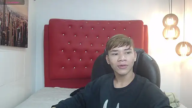 nathanclay online show from November 2025 03:43:01 AM