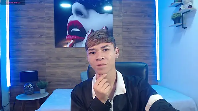 nathanclay online show from February 2026 03:24:02 AM