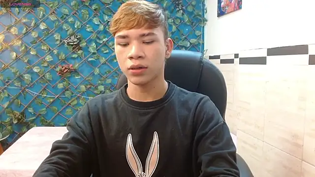 nathanclay online show from March 2026 03:47:02 AM