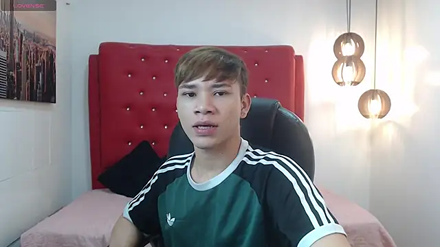 nathanclay online show from November 2025 03:40:01 AM