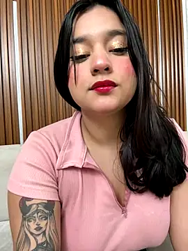 mia everly online show from October 2025 11:14:01 PM